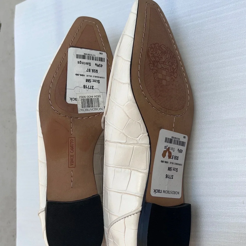 Vince Camuto Cream Croc Embossed Pointed Toe Loafers W 5M Nordstrom Rack NWT